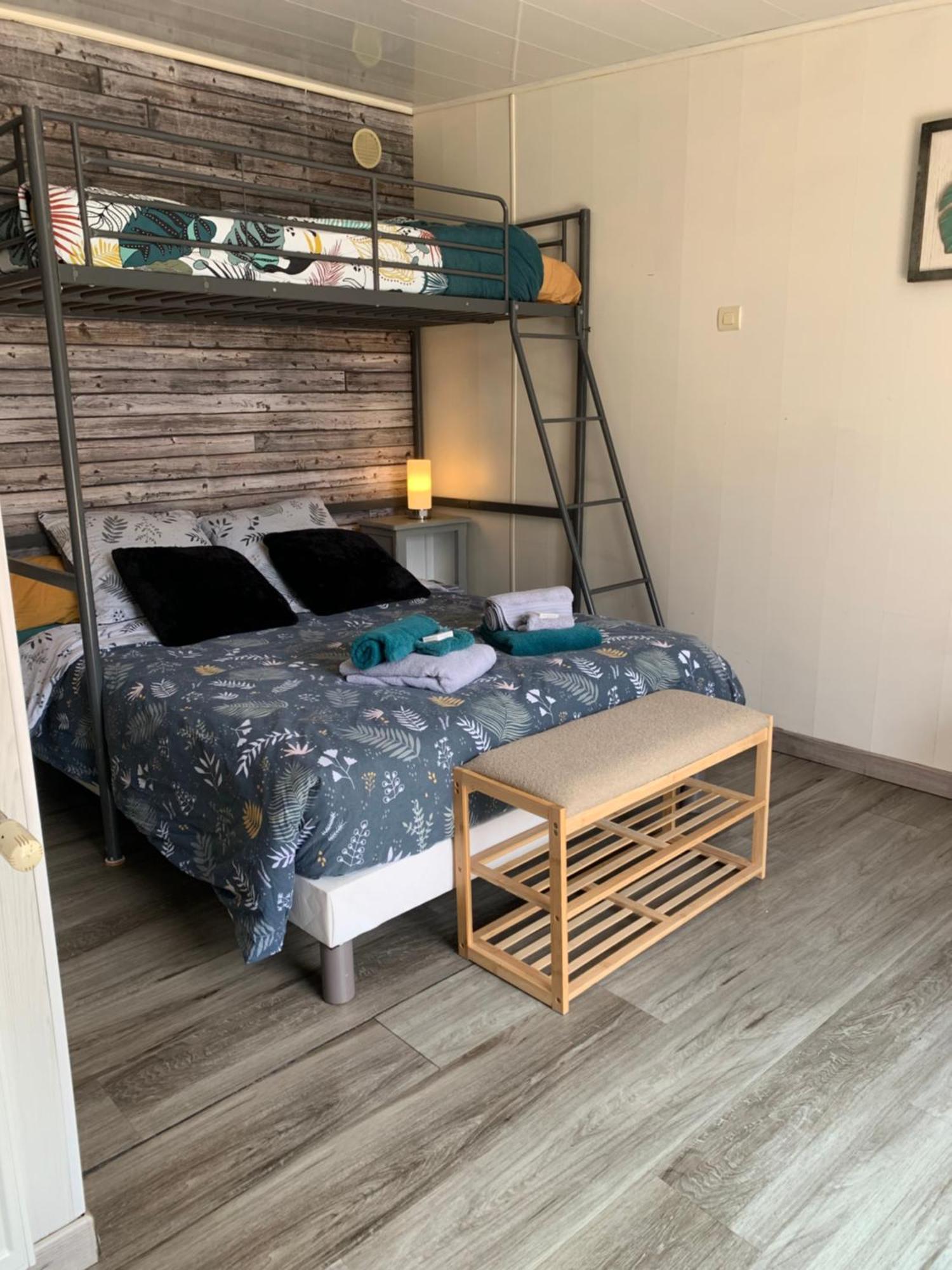 セーヴルモン La Basse Monniere Bed & Breakfast エクステリア 写真